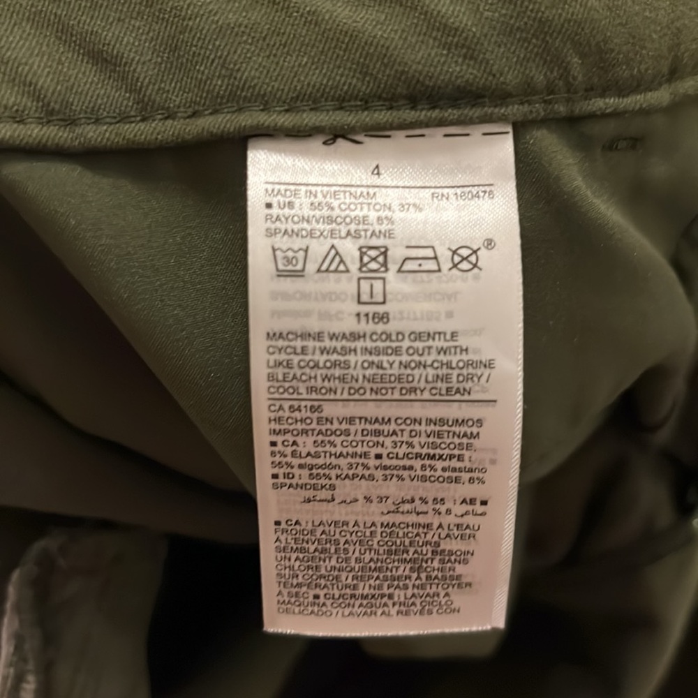 Old Navy Olive Green Pixie Pants - image 6